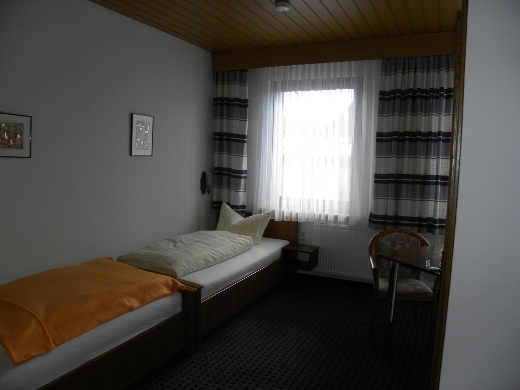 Thueringer Hof Hotel Richelsdorf Стая снимка